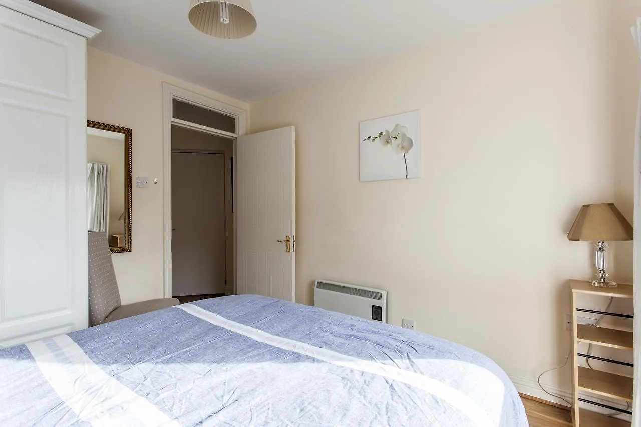 *** Hotel apartamentowy Staycity Aparthotels, Dublin, Christchurch Irlandia